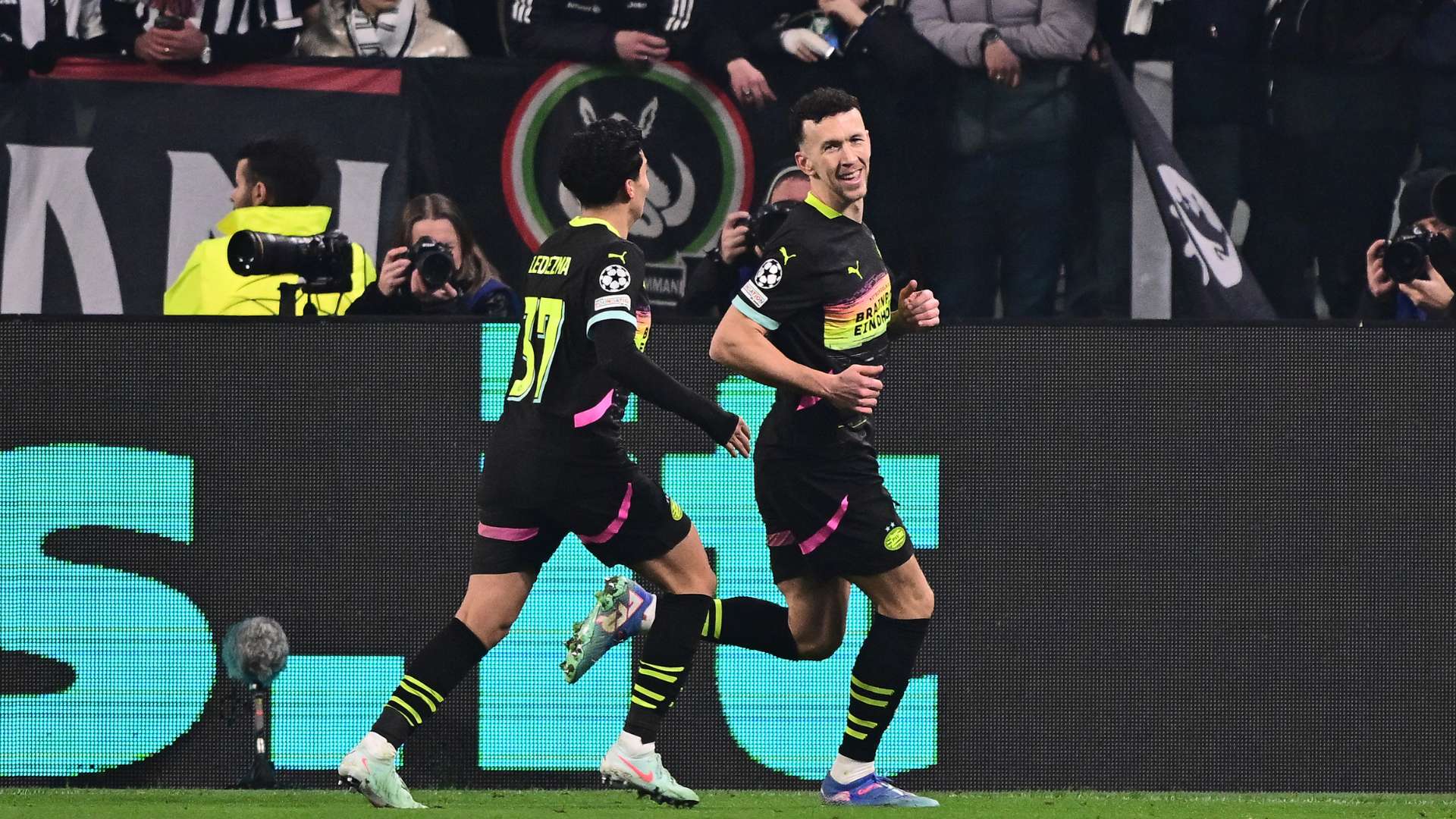 场可以参考 场可以参考